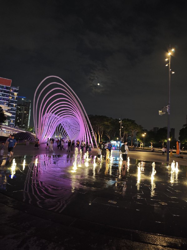 #碎碎念欢乐港湾的夜景好看捏，第一次晚上去欢乐港湾~~后悔没带 pocket3 了 hhhhh#碎碎念欢乐港湾的夜景好看捏，第一次晚上去欢乐港湾~~后悔没带 pocket3 了 hhhhh