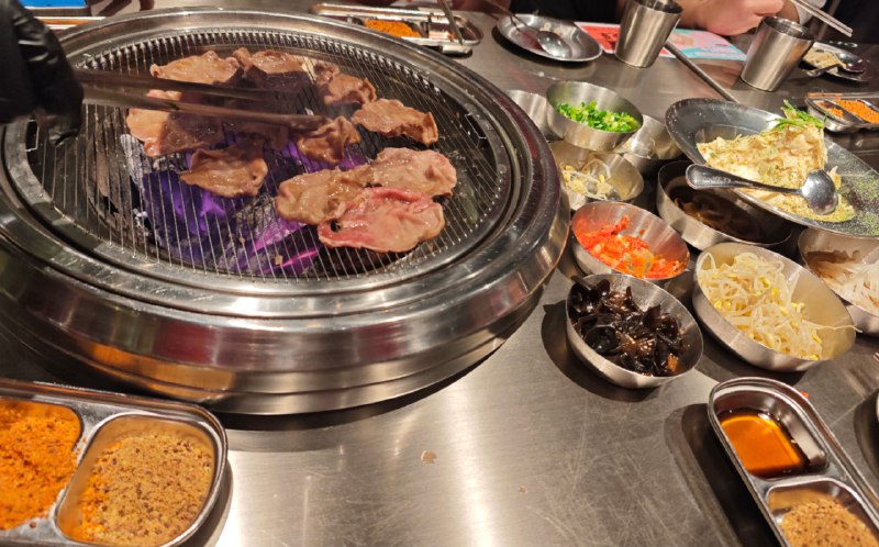 #碎碎念 #美食 #面基 回深圳的吃 & 面基！真正的社恐面基：大家面对面的情况下还是手机聊天聊的最来劲（xs）#碎碎念 #美食 #面基 回深圳的吃 & 面基！真正的社恐面基：大家面对面的情况下还是手机聊天聊的最来劲（xs）