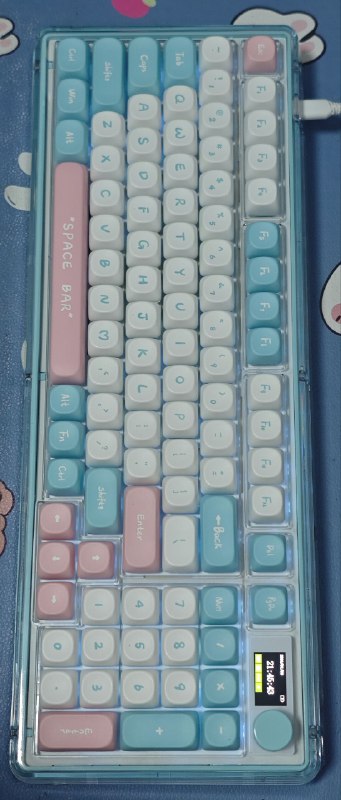 #碎碎念 #新装备新键盘到了，拍张证件照麻将音好听好喜欢喵#碎碎念 #新装备新键盘到了，拍张证件照麻将音好听好喜欢喵