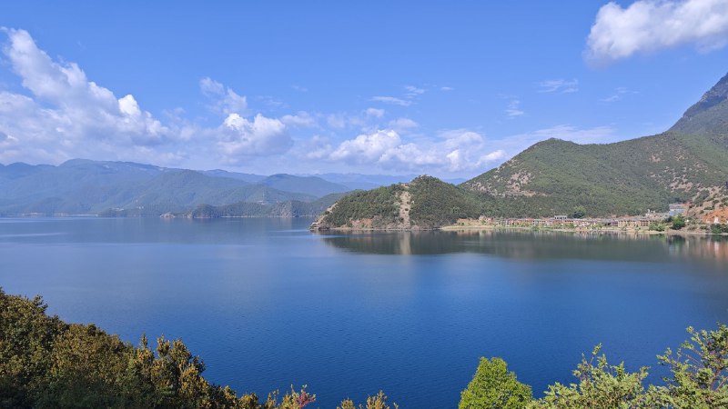 #碎碎念 #旅游 情人滩 & 泸源崖，虽然情人滩是人造景点但是真的很好看，拍完再看跟P的似的