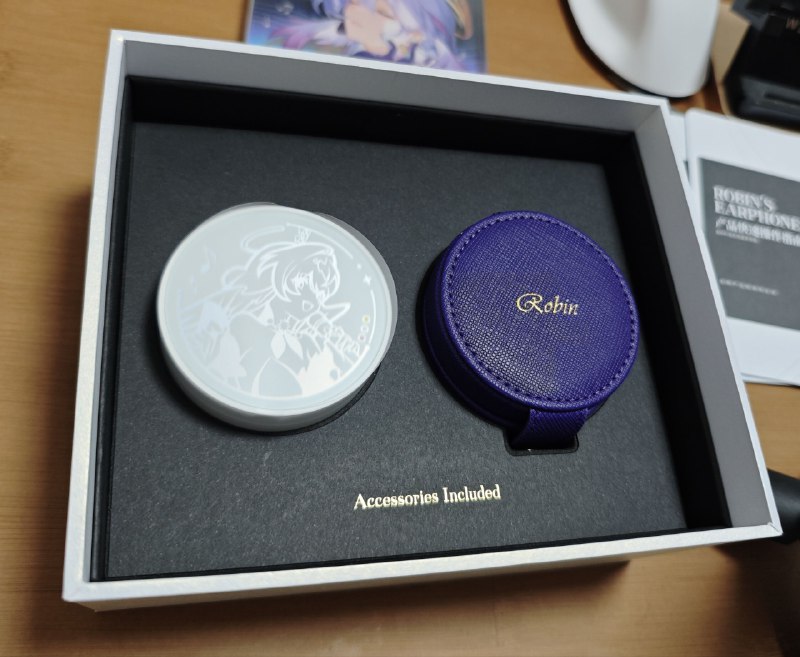 #碎碎念 #新装备知更鸟水月雨耳机到了！喜欢！#碎碎念 #新装备知更鸟水月雨耳机到了！喜欢！