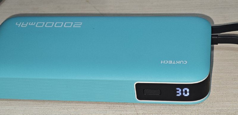 #碎碎念由于前任充电宝寿终正寝了（不情不愿）（啊没有被逼的）（真心实意的）感谢妲喵的情人节礼物#碎碎念由于前任充电宝寿终正寝了（不情不愿）（啊没有被逼的）（真心实意的）感谢妲喵的情人节礼物