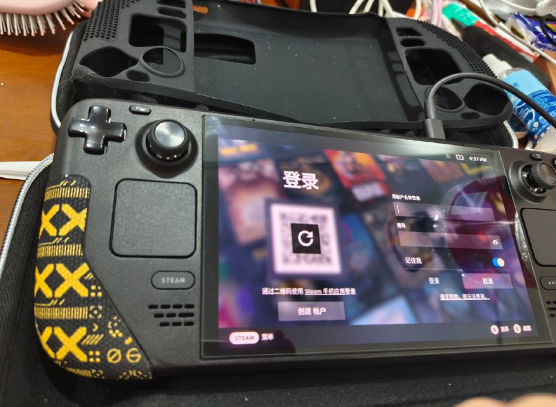 #碎碎念 #设备新买的 steamdeck oled 到了，后悔了，后悔没早点买这质感和震动和触摸板我太喜欢了！等我后续体验！咸鱼 4k2 买的改了 2t 的版本