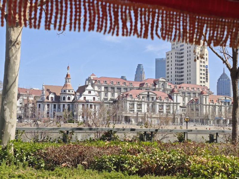 #碎碎念频道主去天津玩儿顺便看老爸，这周末停更🤔