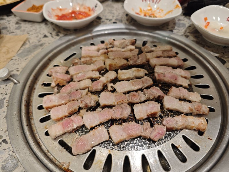 #碎碎念 #美食妹妹连续上了十天学才回来，真惨，带着去吃安又胖烤肉！#碎碎念 #美食妹妹连续上了十天学才回来，真惨，带着去吃安又胖烤肉！