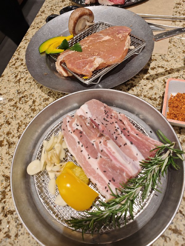 #碎碎念 #圣诞 #美食圣诞吃烤肉树！安又胖烤肉！#碎碎念 #圣诞 #美食圣诞吃烤肉树！安又胖烤肉！